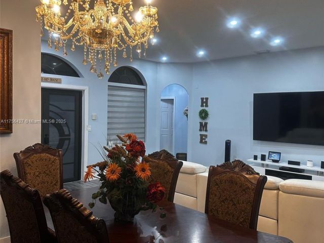 Home for sale at 2908 Augusta Dr - photo 5729531