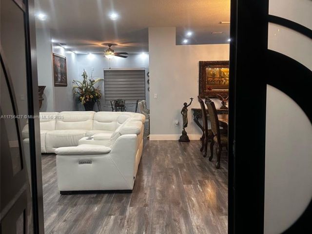 Home for sale at 2908 Augusta Dr - photo 5729535