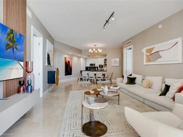 Apartment for sale  Unit #1407 - photo 5771517