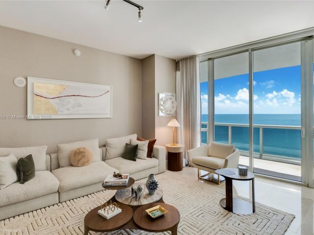 Apartment for sale  Unit #1407 - photo 5771518