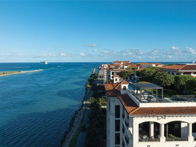 Apartment for sale  Unit #6802 - photo 5786784