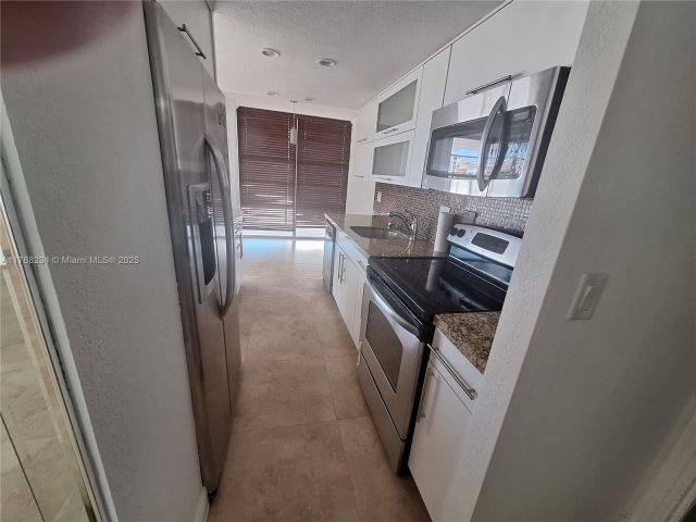 Apartment for sale  Unit #417 - photo 5772011