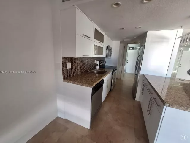 Apartment for sale  Unit #417 - photo 5772012