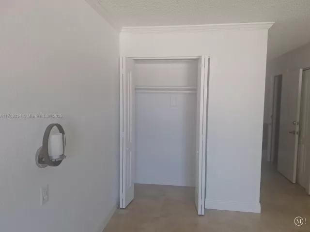 Apartment for sale  Unit #417 - photo 5772013