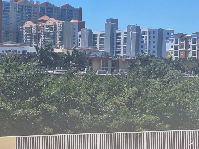 Apartment for sale  Unit #417 - photo 5772004