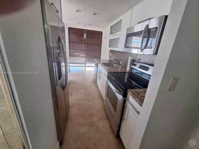 Apartment for sale  Unit #417 - photo 5772011