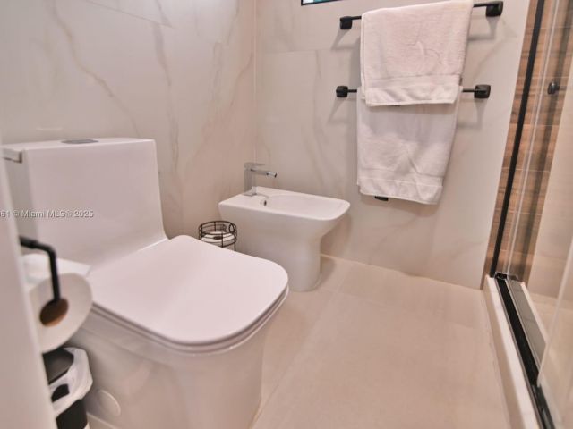 Home for sale at 30 SW 136th Ave - photo 5766617