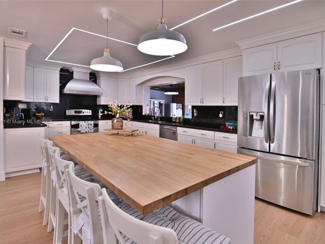 Home for sale at 30 SW 136th Ave - photo 5766628