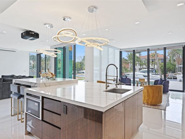 Home for sale at 509 Coconut Isle Dr - photo 5796438