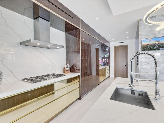 Home for sale at 509 Coconut Isle Dr - photo 5796442