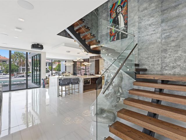 Home for sale at 509 Coconut Isle Dr - photo 5796448