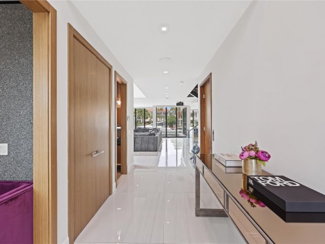 Home for sale at 509 Coconut Isle Dr - photo 5796450