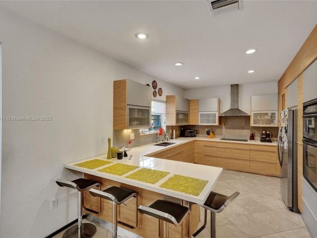 Home for sale at 10643 NW 54th St - photo 5734380