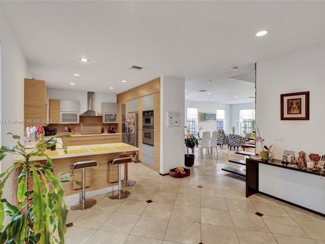 Home for sale at 10643 NW 54th St - photo 5734381