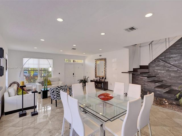 Home for sale at 10643 NW 54th St - photo 5734384