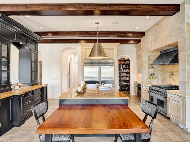 Home for sale at 35 Compass Isle - photo 5766076