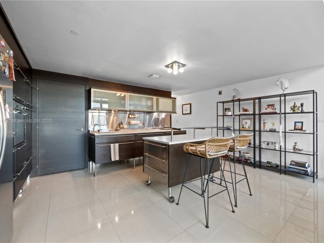 Apartment for sale  Unit #546 - photo 5791513