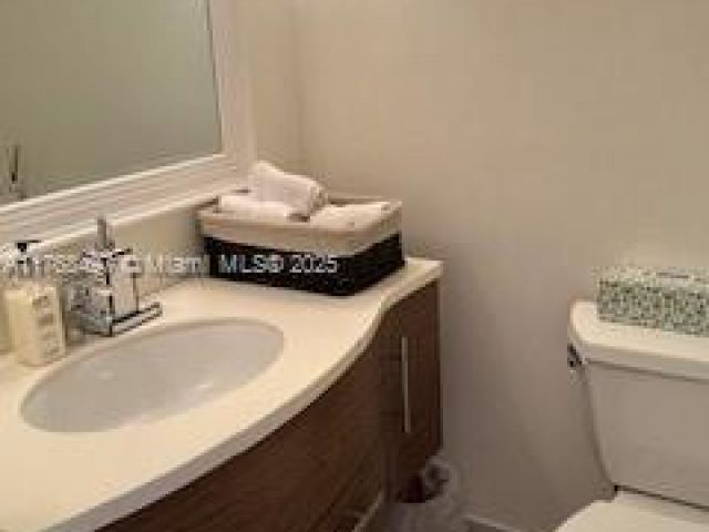 1-bedroom condo for rent in Hallandale Beach - 1985 S Ocean Dr 15D - MondialRealty