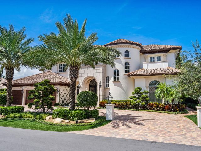 Home for sale at 1801 Thatch Palm Drive - photo 5835153