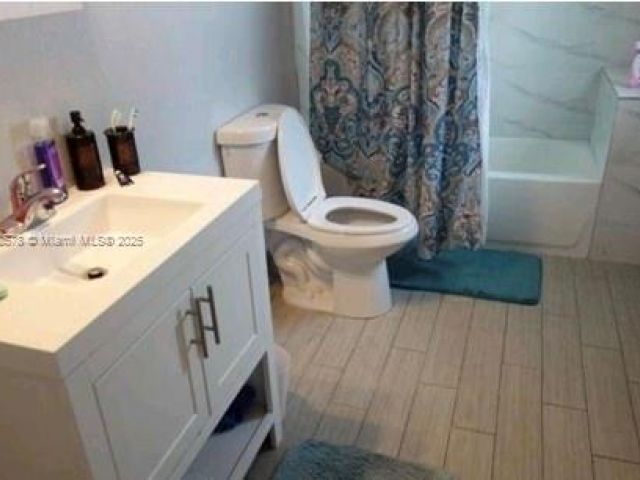 Home for sale at 8320 NW 10 Ave - photo 5733226