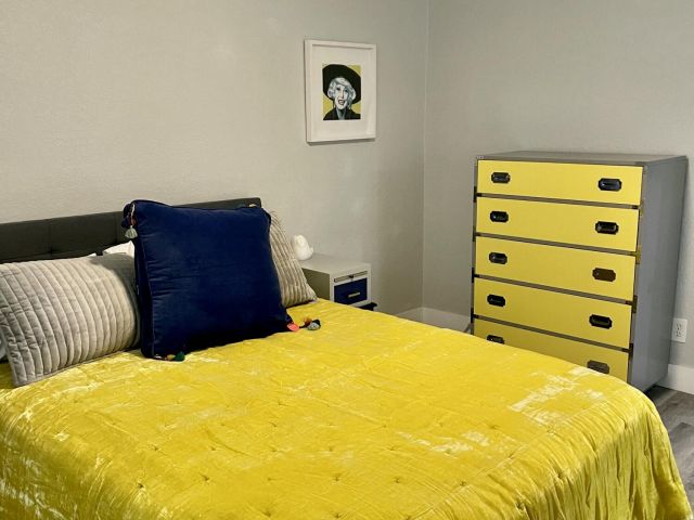 Home for rent at 615 SW 9 Street - photo 5760308