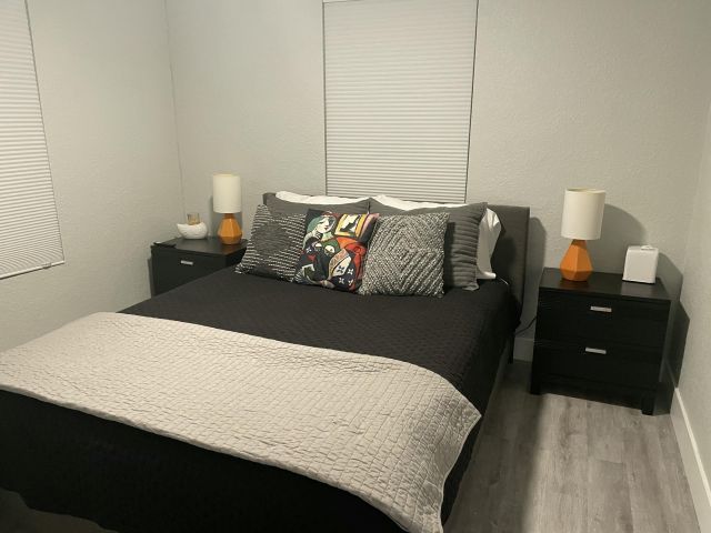 Home for rent at 615 SW 9 Street - photo 5760312