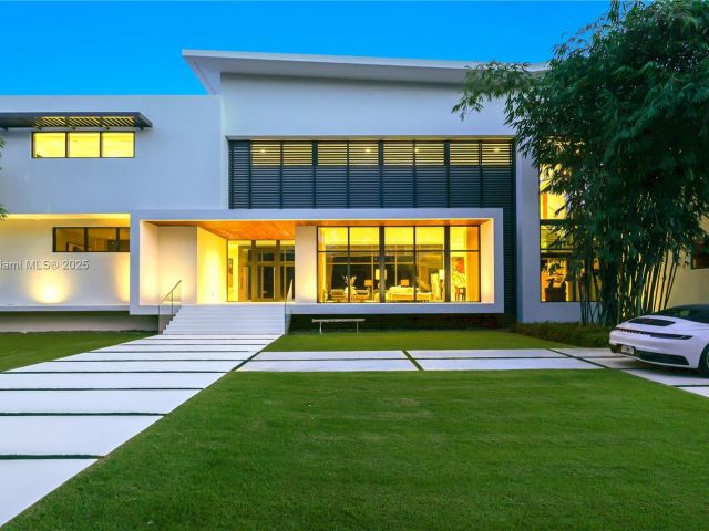 Home for sale at 4780 SW 86th Ter - photo 5826854