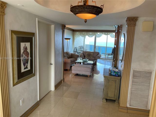 Apartment for rent  Unit #1906 - photo 5737798