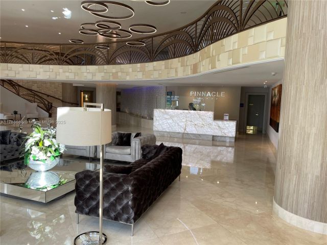 Apartment for rent  Unit #1906 - photo 5737801