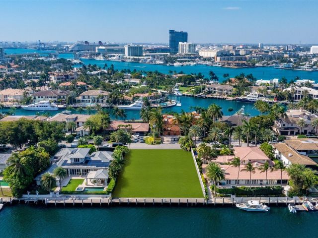 Home for sale at 2455 Del Lago Dr - photo 5760293