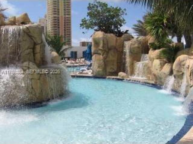 condo for sale in Sunny Isles Beach - 18001 Collins Ave 1415 - MondialRealty