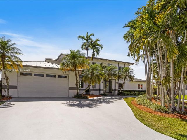 Home for sale at 9880 SW 148th Ter - photo 5777023