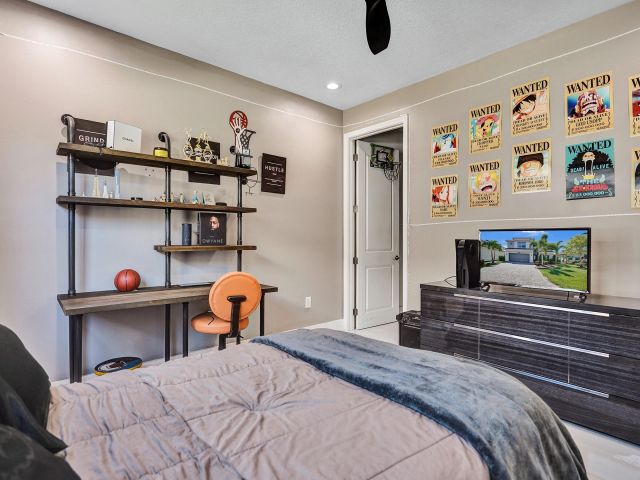 Home for sale at 7650 Francisca Club Lane - photo 6595488