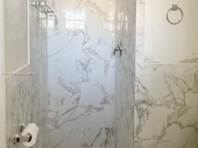 Home for sale at 18001 NW 14th Ct - photo 5809557