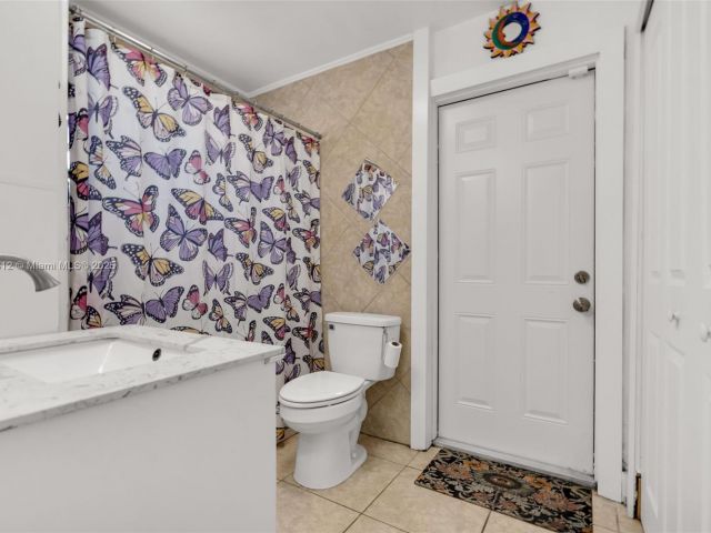 Home for sale at 5844 Garfield St - photo 5765696