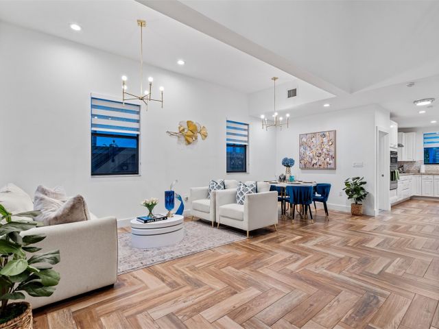 Home for sale at 605 NE 15th Ave - photo 5802927