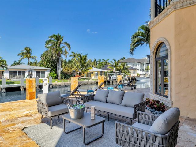 Home for rent at 1011 Rhodes Villa Avenue - photo 5768494