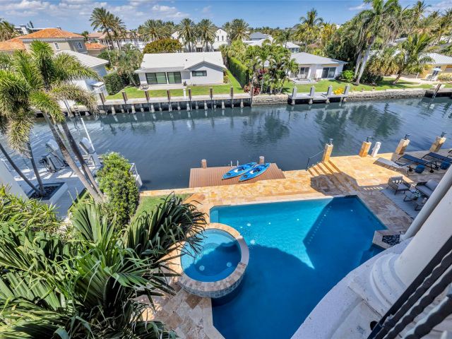 Home for rent at 1011 Rhodes Villa Avenue - photo 5768501