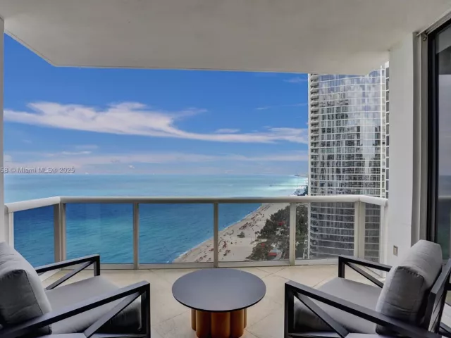 Apartment for sale  Unit #3504 - photo 5771229