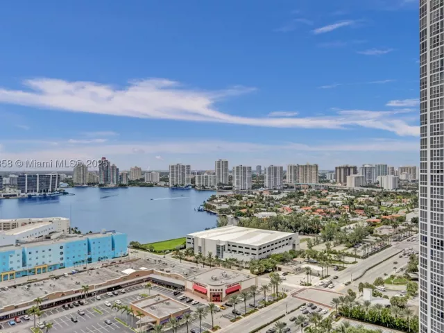 3-bedroom condo for sale in Sunny Isles Beach - 18101 Collins Ave 3504 - MondialRealty
