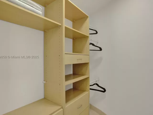 3-bedroom condo for sale in Sunny Isles Beach - 18101 Collins Ave 3504 - MondialRealty