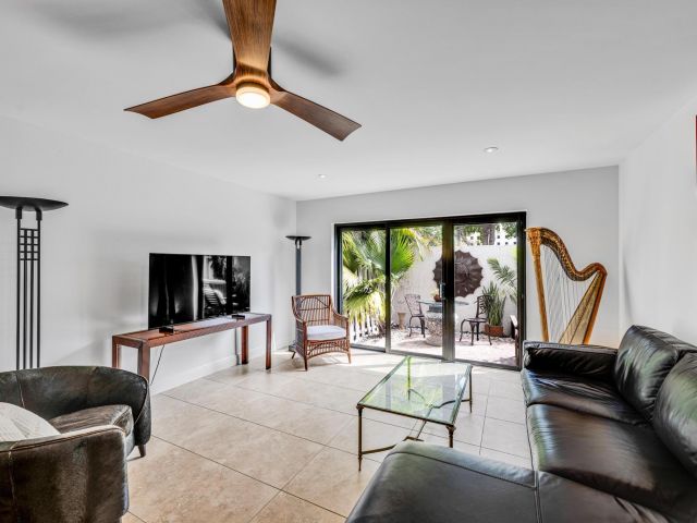 Home for sale at 547 NE 7th Ave 3A - photo 5771432