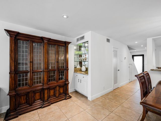 Home for sale at 547 NE 7th Ave 3A - photo 5771434