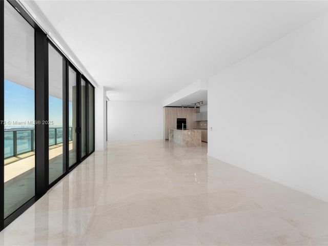 Apartment for sale  Unit #PH5003 - photo 5851987