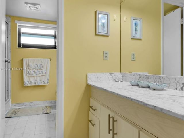Apartment for sale  Unit #207 - photo 5774213