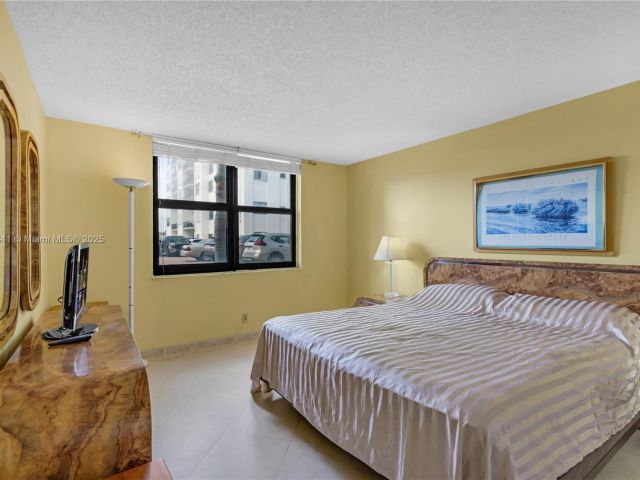 Apartment for sale  Unit #207 - photo 5774216