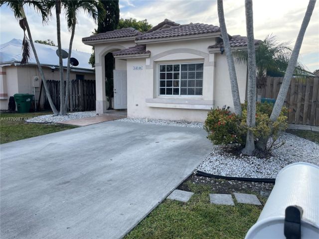 Home for sale at 14144 SW 149th Pl - photo 5797256