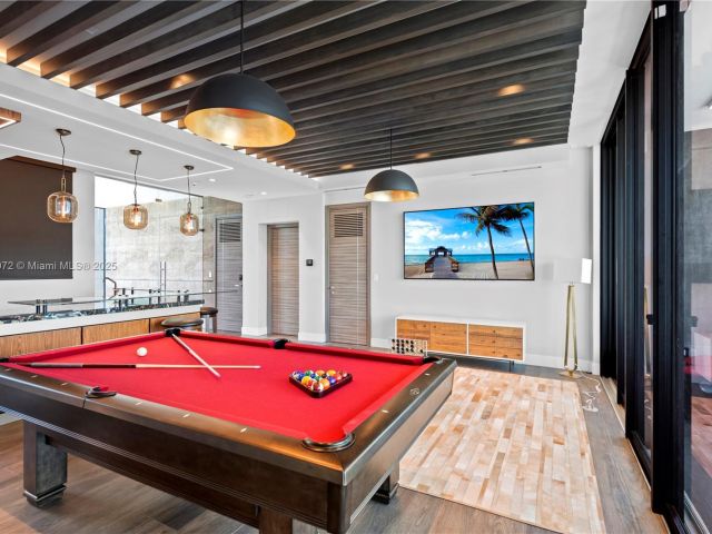 Home for rent at 1400 Bayview Dr - photo 5772190