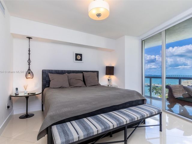 Apartment for rent  Unit #1005 - photo 5786037