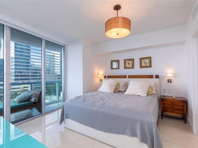 Apartment for rent  Unit #1005 - photo 5786038